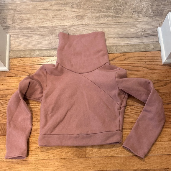 ALO Yoga Tops - ALO Yoga Dusty Rose Cropped Funnel Neck Sweatshirt